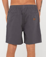 HOOKED ON 18 ELASTIC SHORT